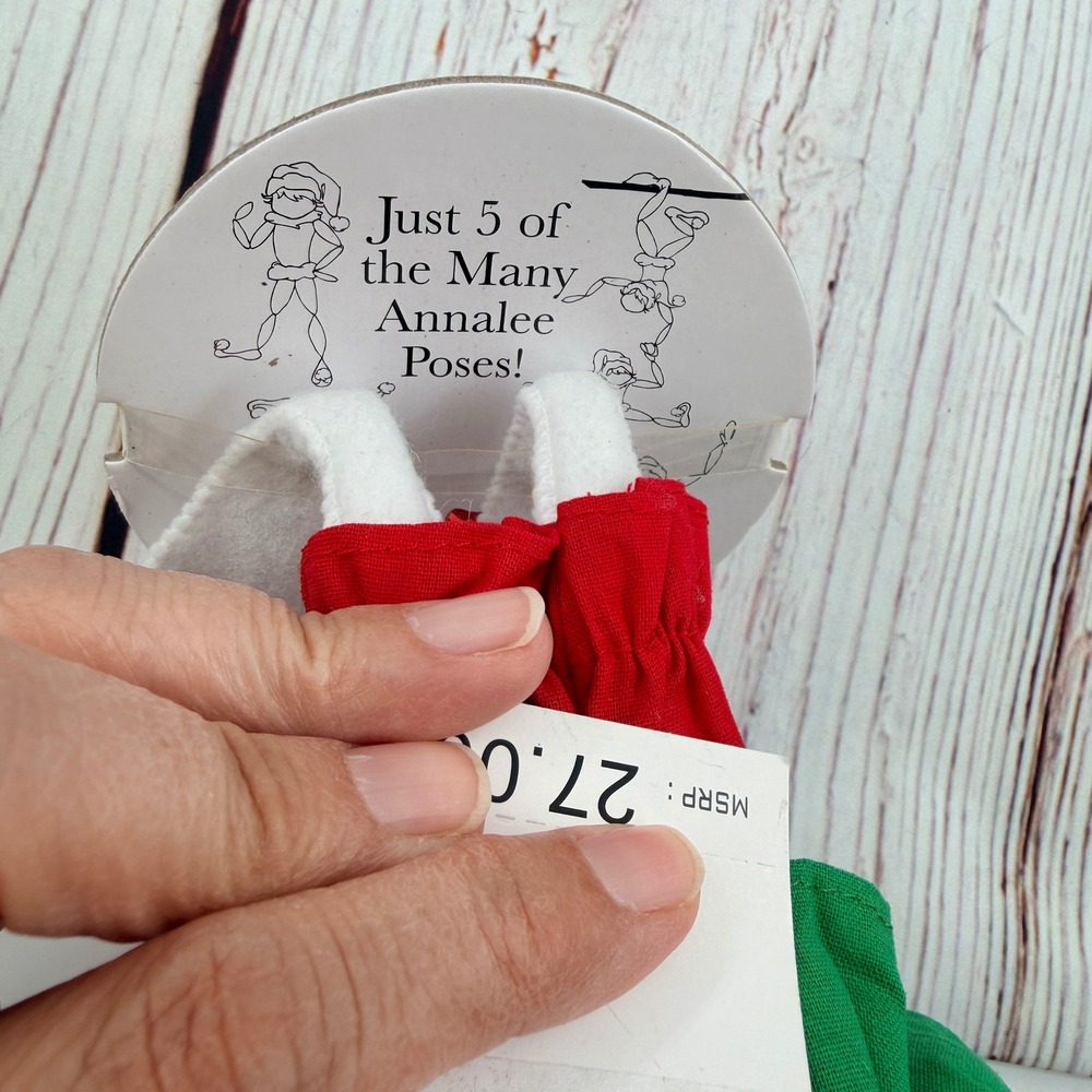 Annalee 9in Christmas Candy Elf Chef Doll 2021 Green Red 511121 NWT - Picture 4 of 5